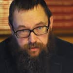 Стерлигов испугался полиции и убрал гомофобную табличку