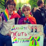 Полиция пыталась остановить радужный флешмоб в Петербурге