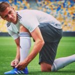 Футболист