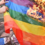 В Польше националисты жгли флаги ЛГБТ и Евросоюза