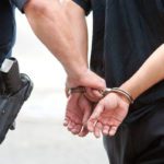 Гомофобов арестовали за вымогательство