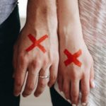 Врачи центров СПИДа в России поддерживают криминализацию ВИЧ: опрос