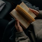 Казахстанская писательница пострадала от нового гомофобного закона