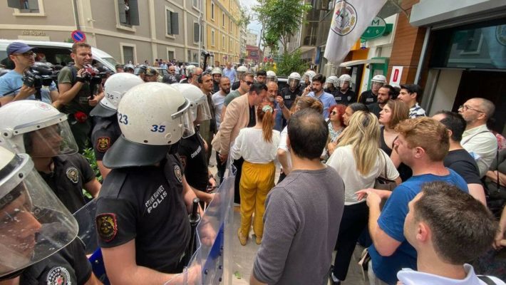 В Стамбуле запретили показ ЛГБТК+ фильмов