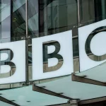 Ведущий BBC покупал интимные фото 17-го парня