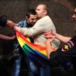 Россия создала монополию на штрафах за дискредитацию армии и "ЛГБТ-пропаганду"