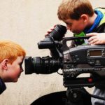 Школьники сняли фильм о борьбе геев и гетеро [видео]