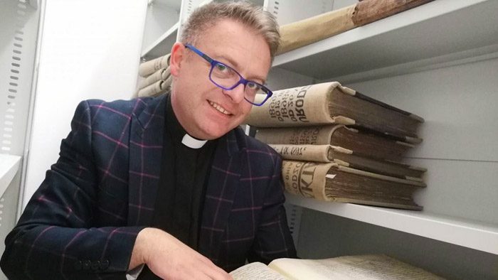 польский священник