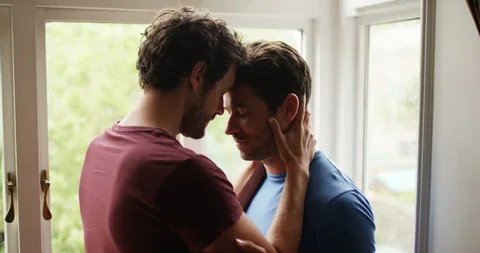 "Как я впервые узнал о ВИЧ-положительном статусе" &mdash; истории читателей