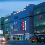 ТЦ Авиапарк, рядом с которым неизвестные якобы напали на гей-пару в Москве