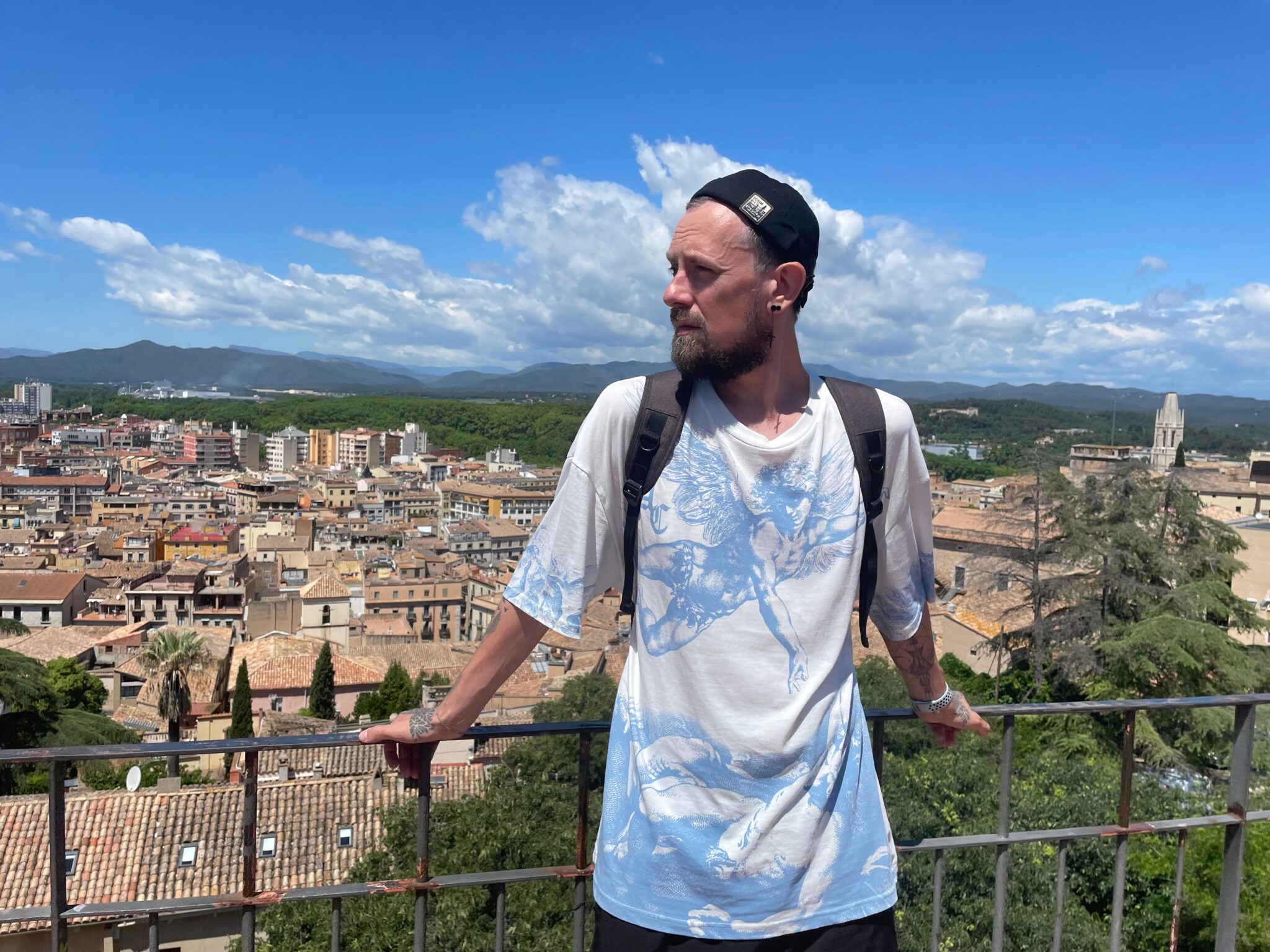 ЛГБТ эмиграция